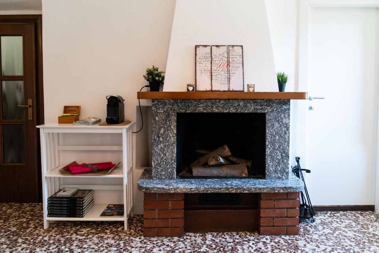 Family Nest Overlooking Lake Como - By Rent All Como Argegno Exterior foto